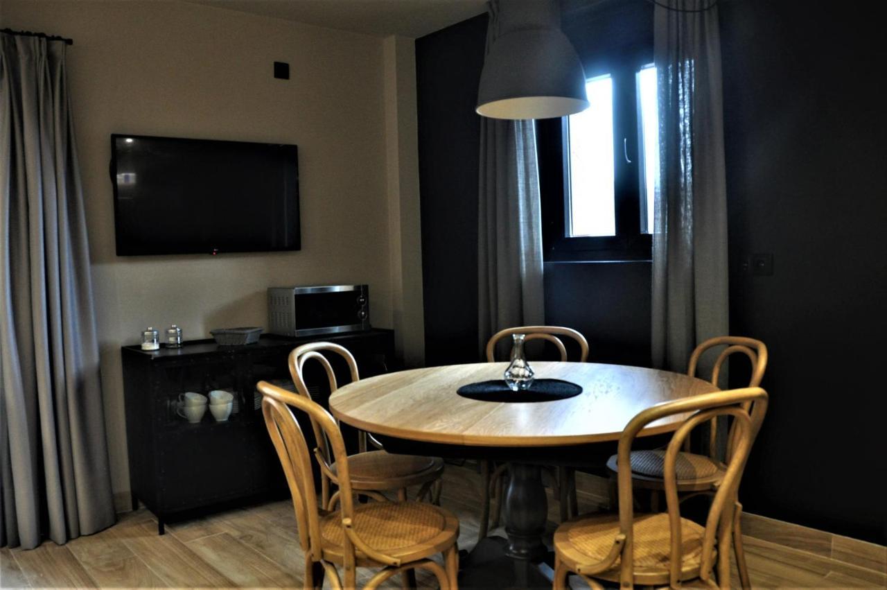 Apartamentos Las Agueeras Linares  المظهر الخارجي الصورة